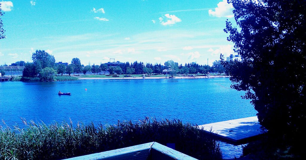 This is an image of the St. Lawrence River. Have a leisure afternoon sailing this calm river! This photo was taken in 2013 by T from Sundays at T's.