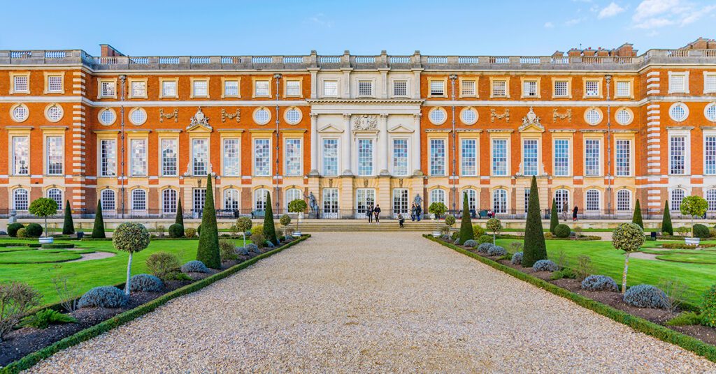 This is an image of Hampton Court Palace in Richmond, England.