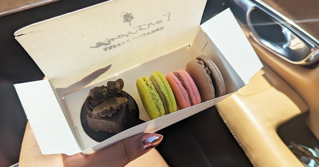 L'Artisane Bakery has amazing gluten-free macarons. If you don't have a severe intolerance, then you should add L'Artisane on your list of gluten-free bakeries in Miami to try.